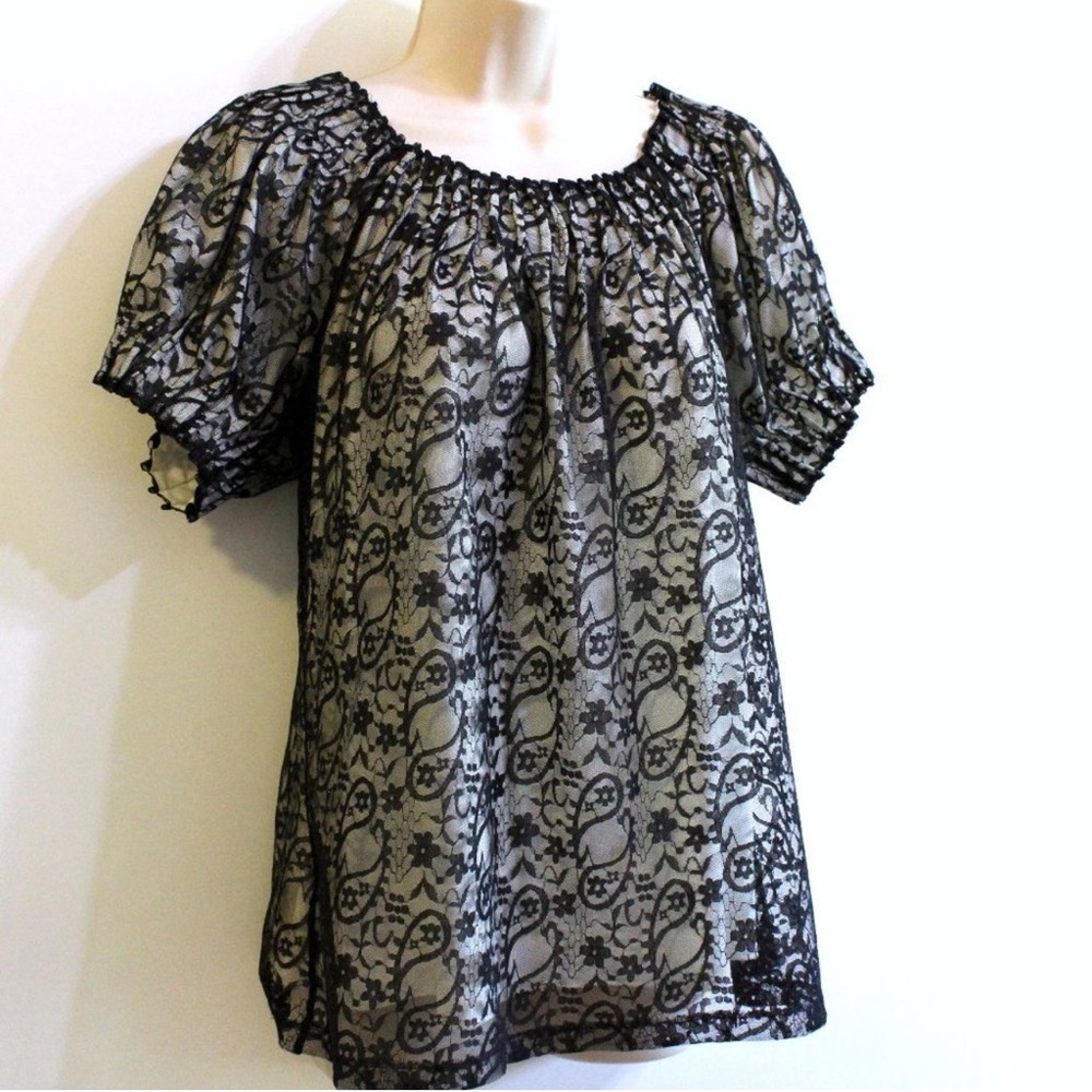 Worthington Puffed Sleeves Pleated Lace Top